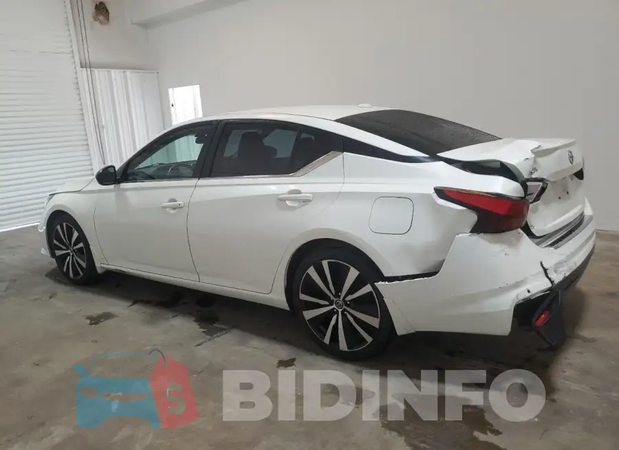 1N4BL4CV4LN314021 Photo# 2