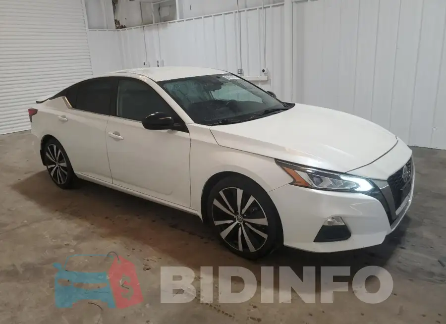 1N4BL4CV4LN314021 Photo# 4