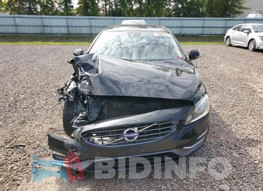 LYV402TK8HB195645 Photo# 5