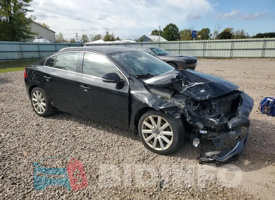 LYV402TK8HB195645 Photo# 4