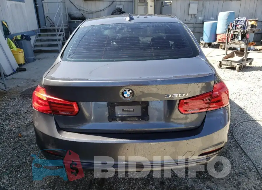 WBA8B9C36HK885017 Photo# 6