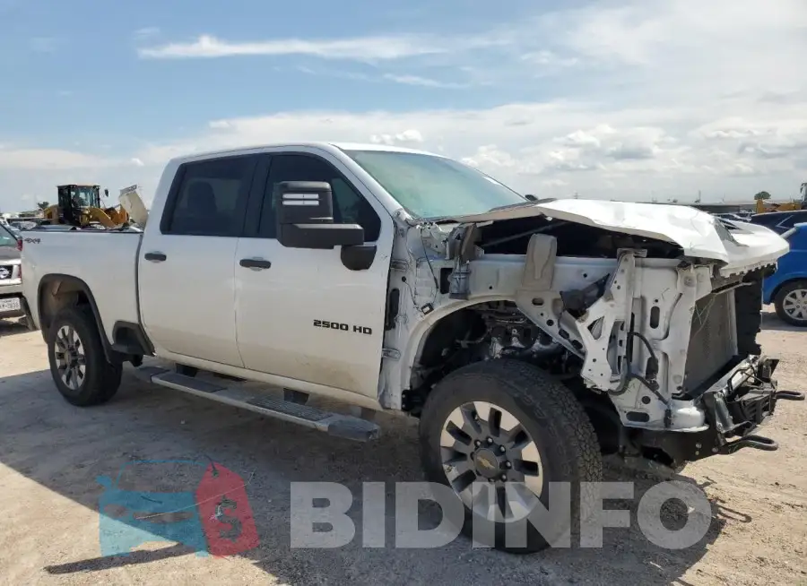 2GC4YME76N1240480 Photo# 4