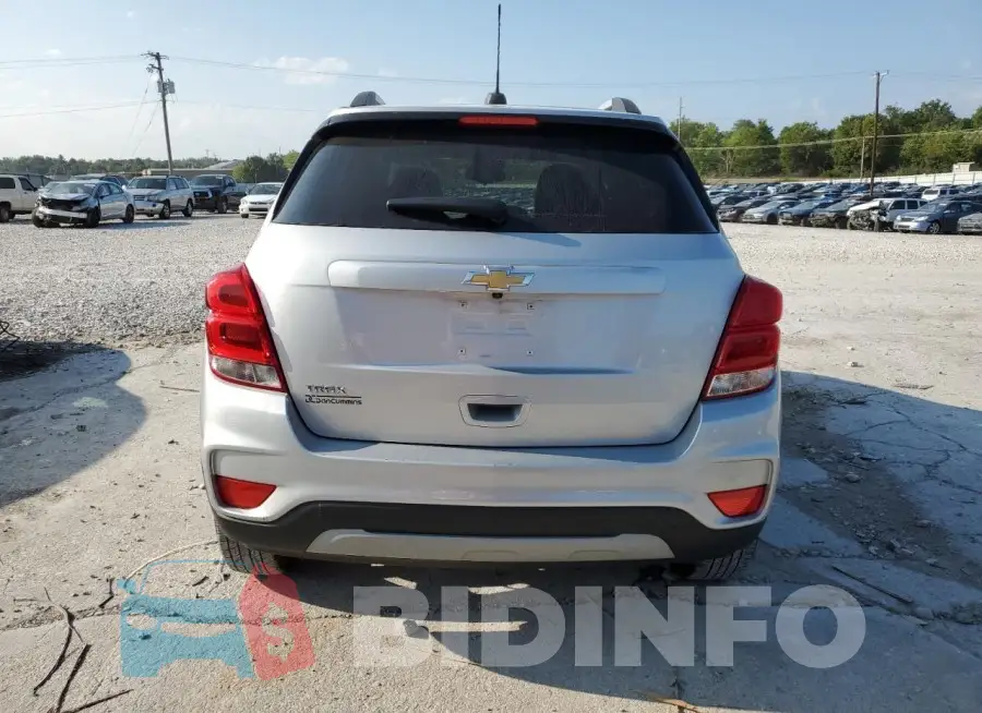 KL7CJLSB9MB326588 Photo# 6