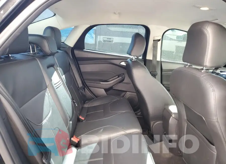 1FADP3F25FL261600 Photo# 10