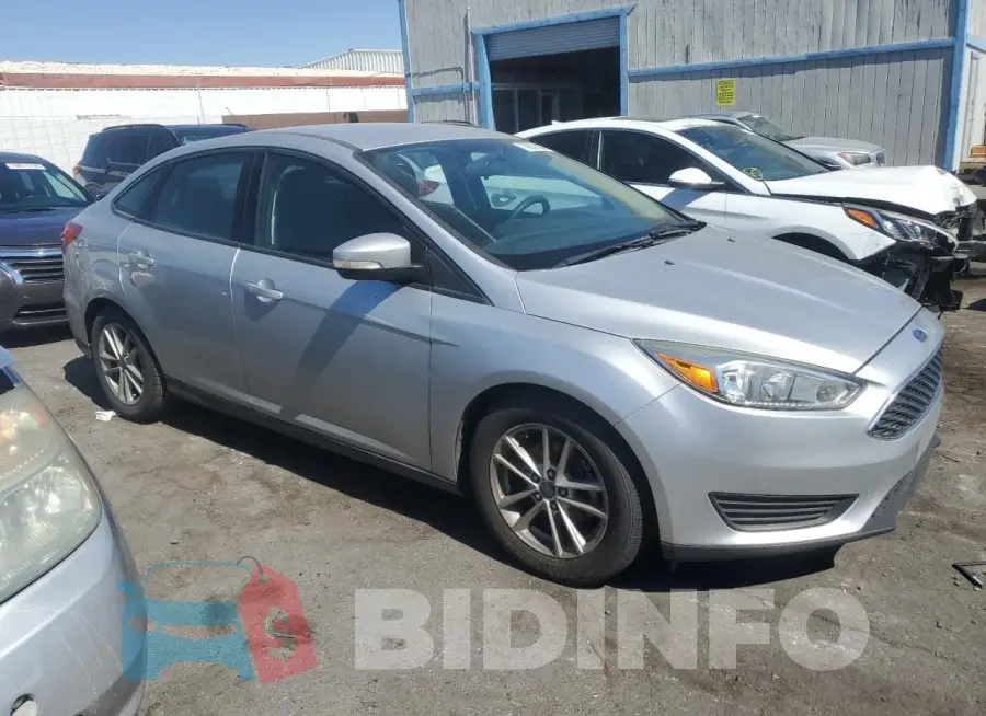 1FADP3F2XGL289779 Photo# 4