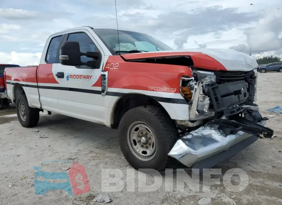 1FT7X2A64KEF46668 Photo# 4