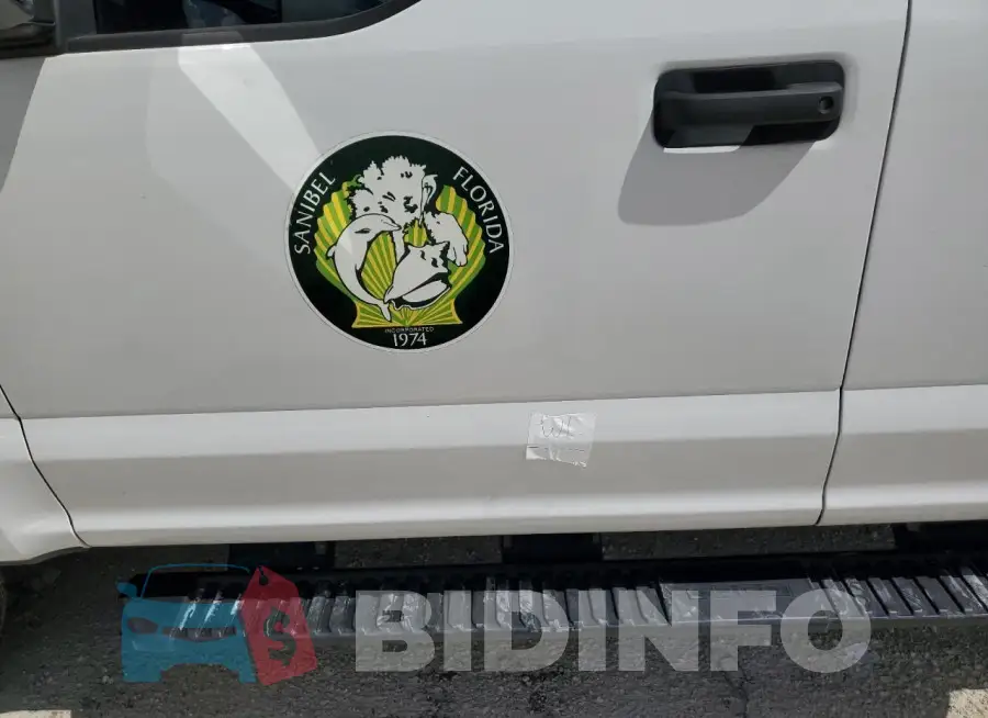 1FT8X3B60KEE25208 Photo# 12