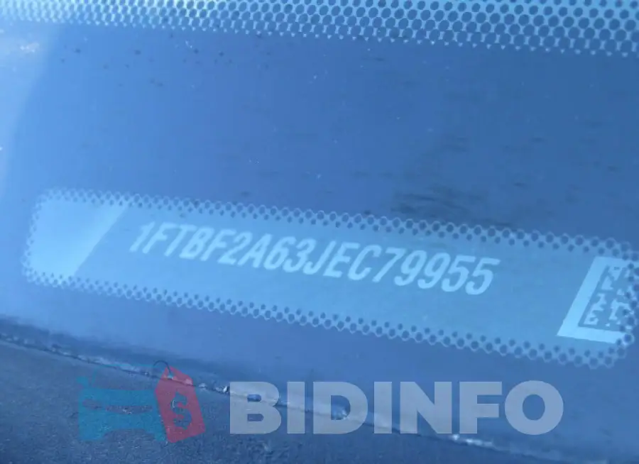 1FTBF2A63JEC79955 Photo# 9