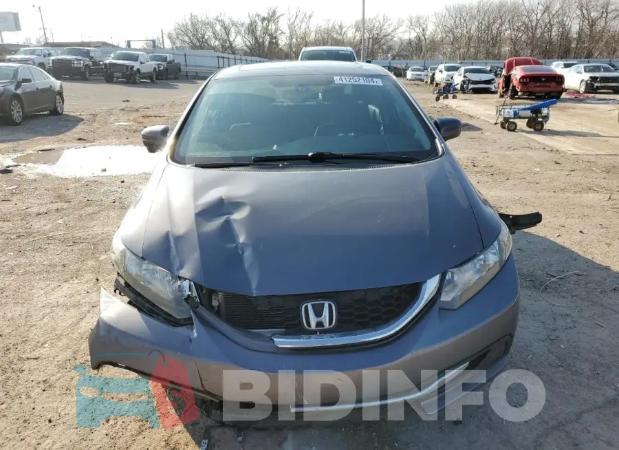 19XFB2F89FE052305 Photo# 5