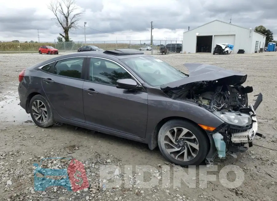 19XFC2F73GE062785 Photo# 4