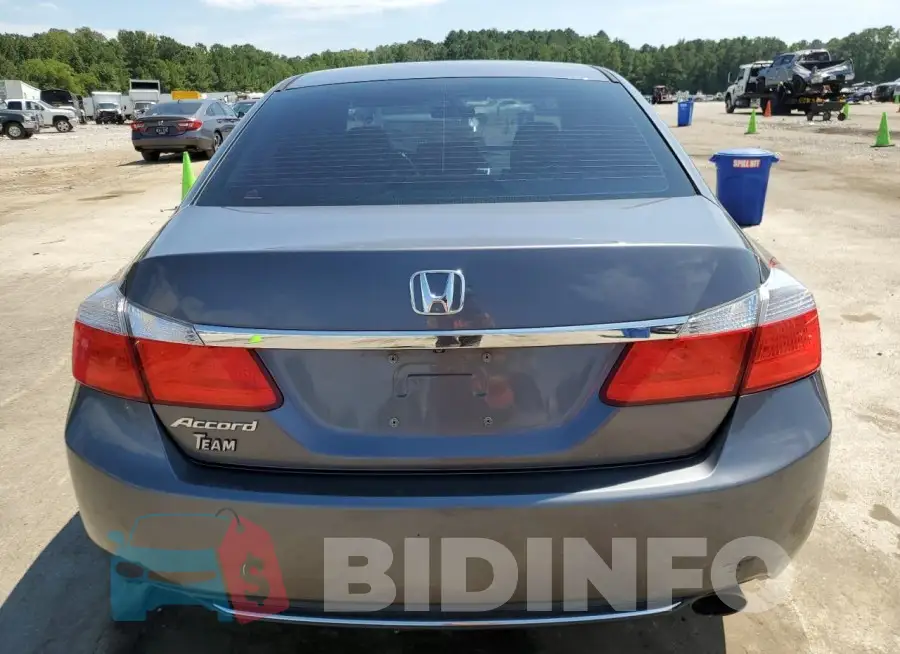 1HGCR2F30FA158942 Photo# 6