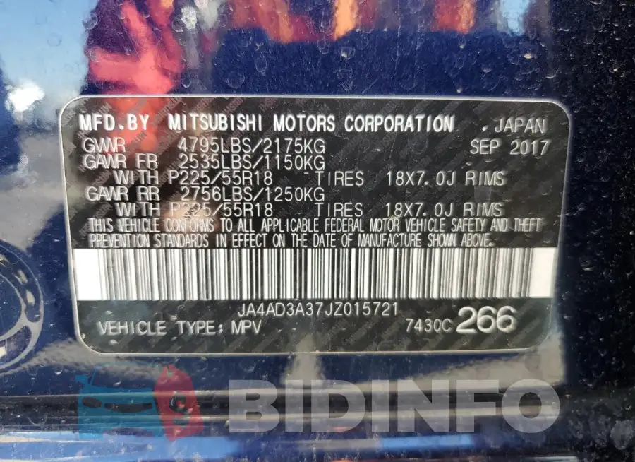 JA4AD3A37JZ015721 Photo# 13