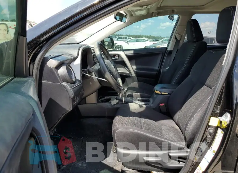 2T3RFREV2JW810712 Photo# 7