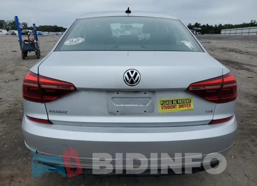 1VWDT7A36HC027558 Photo# 6