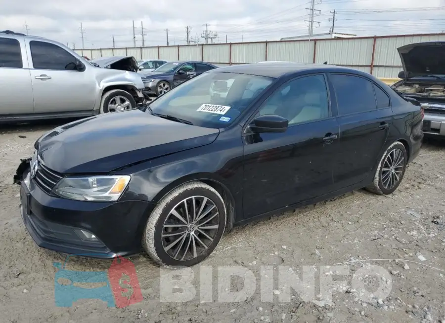 3VWD17AJ5GM411025 Photo# 1