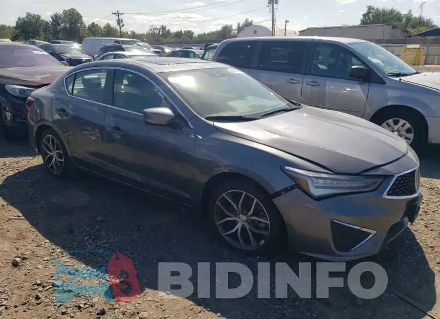 19UDE2F31MA000445 Photo# 4