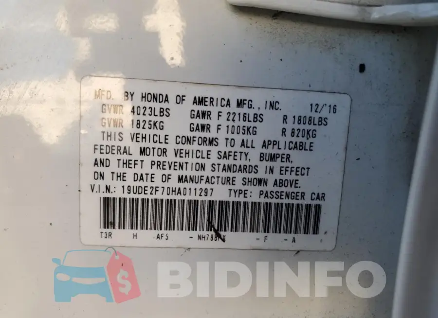 19UDE2F70HA011297 Photo# 13