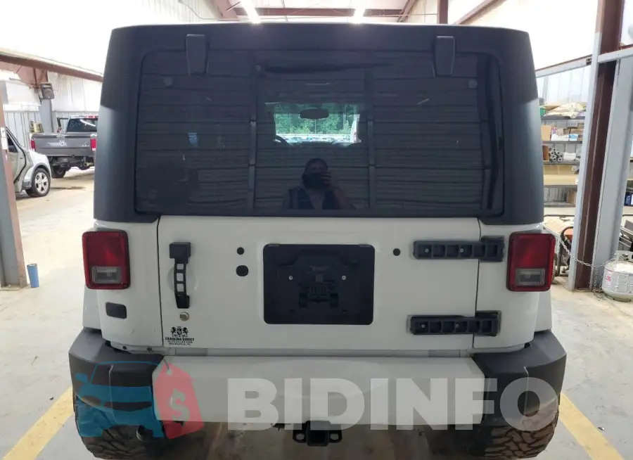 1C4BJWEG3GL258035 Photo# 6