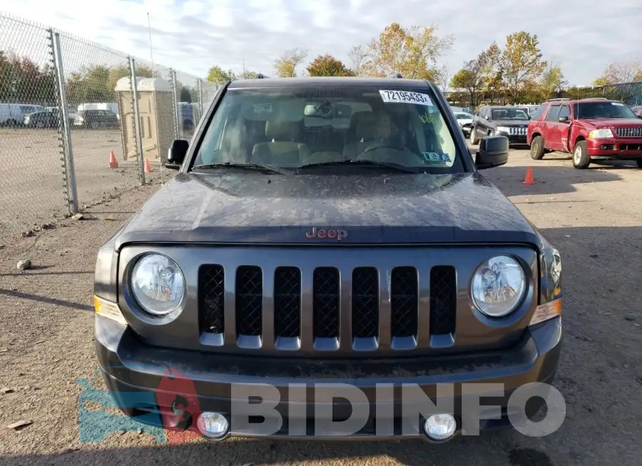 1C4NJPBBXHD166671 Photo# 5