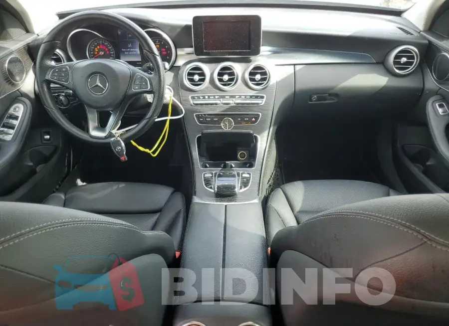 WDDWF4JB2GR150249 Photo# 8