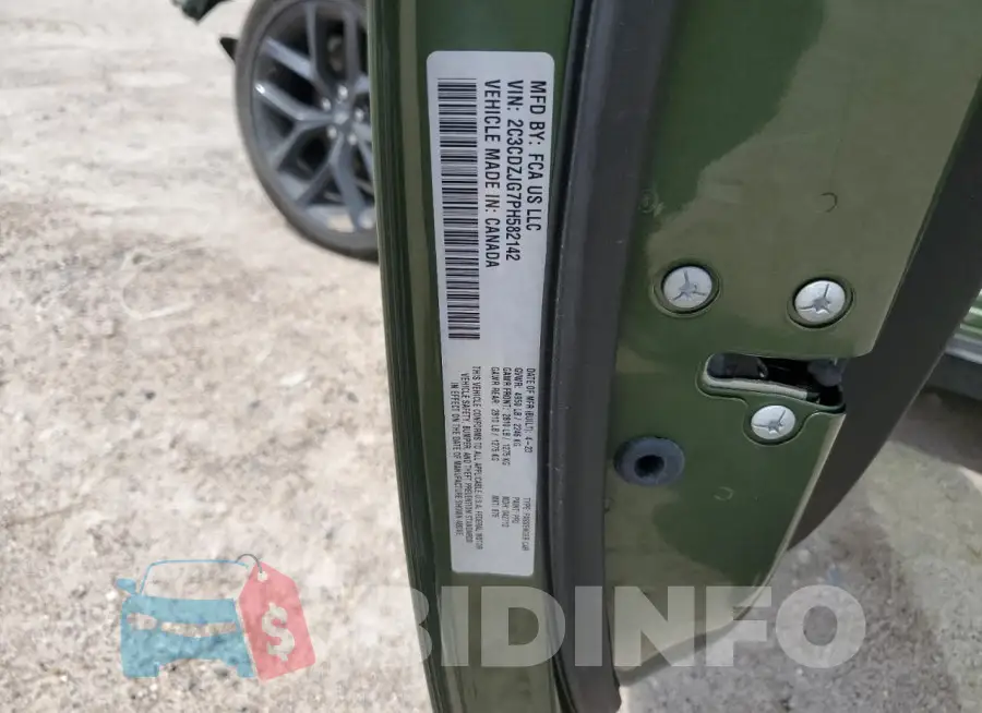 2C3CDZJG7PH582142 Photo# 12