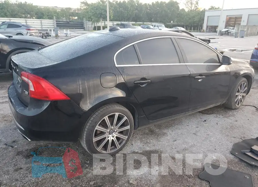 LYV402HK7HB136269 Photo# 3