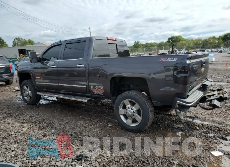 1GC1KWE83GF207117 Photo# 2