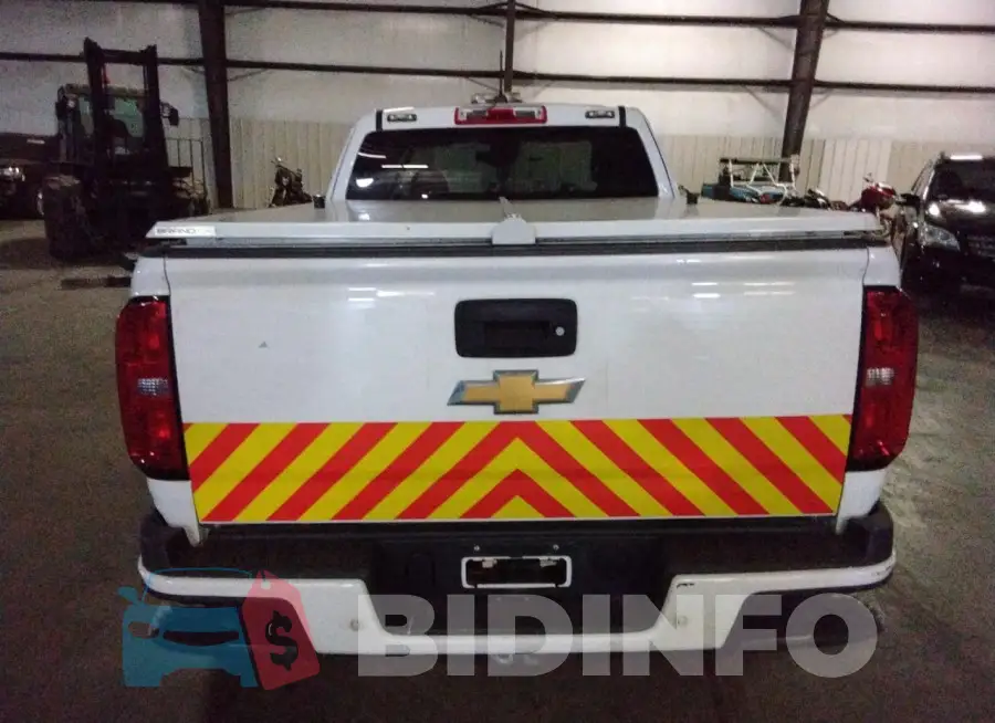1GCHSCEA7L1184061 Photo# 6