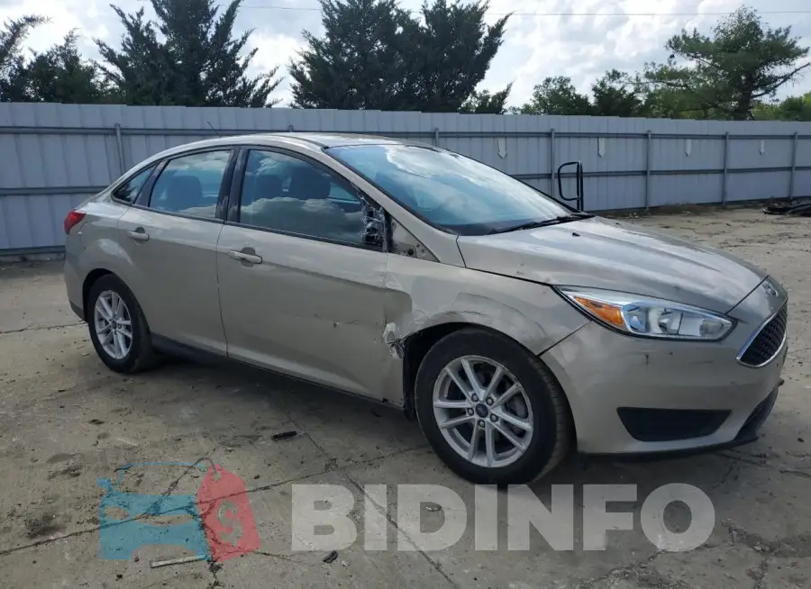 1FADP3F26FL365187 Photo# 4