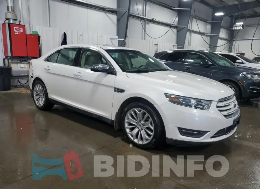 1FAHP2J88FG157067 Photo# 4