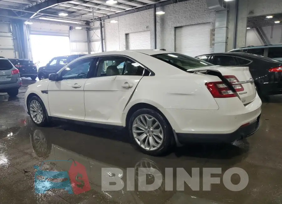 1FAHP2J88FG157067 Photo# 2