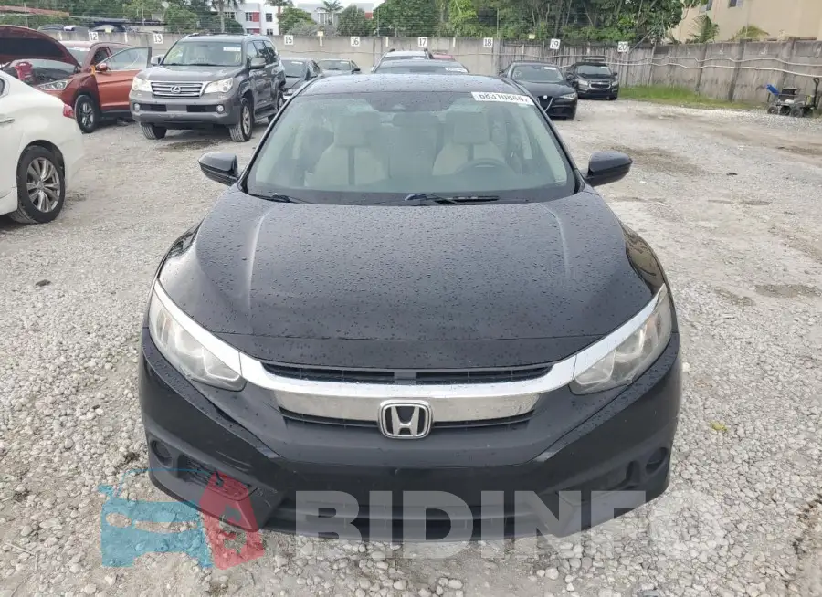 19XFC2F69HE010554 Photo# 5