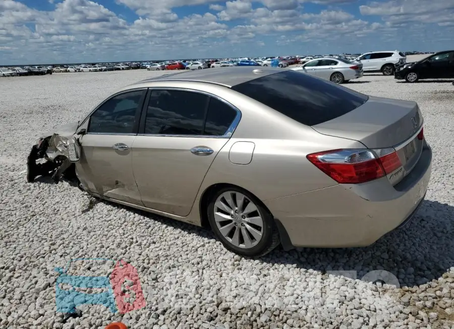 1HGCR2F84FA180325 Photo# 2
