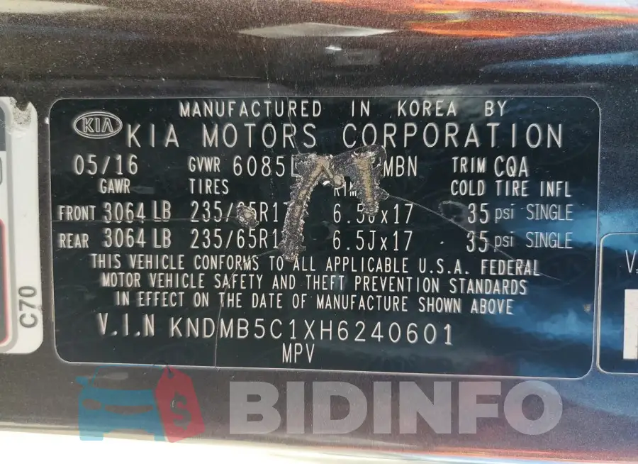 KNDMB5C1XH6240601 Photo# 14