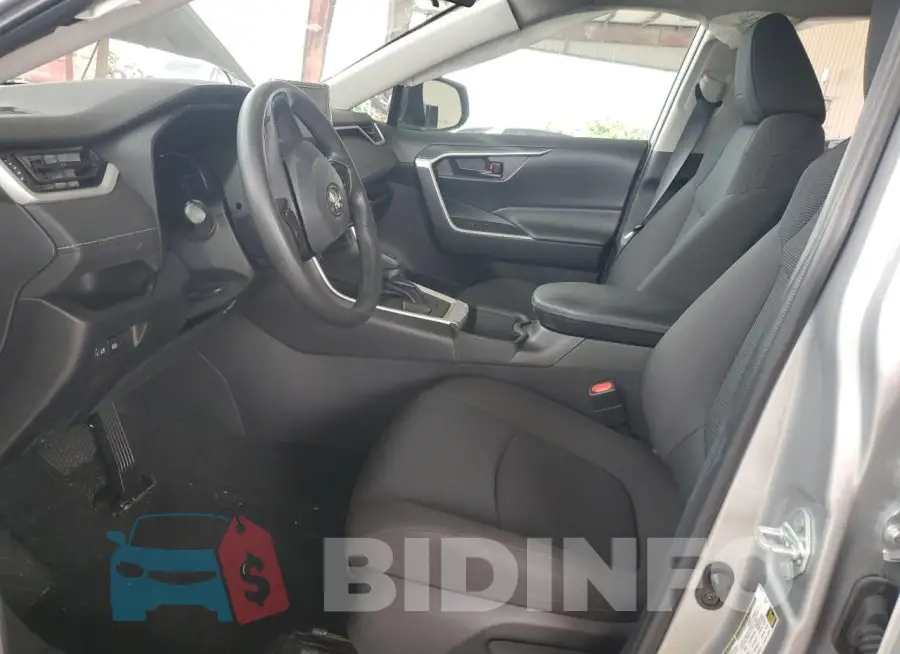 2T3H1RFV8PW272390 Photo# 7