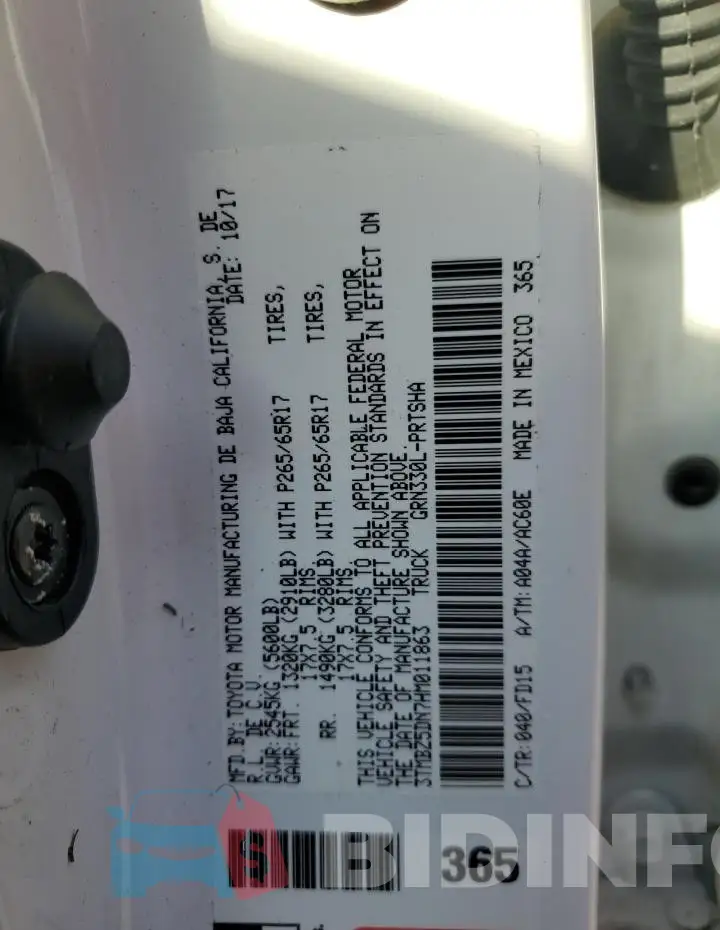 3TMBZ5DN7HM011863 Photo# 13