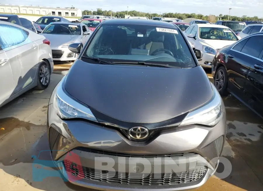 JTNKHMBX2M1104553 Photo# 5