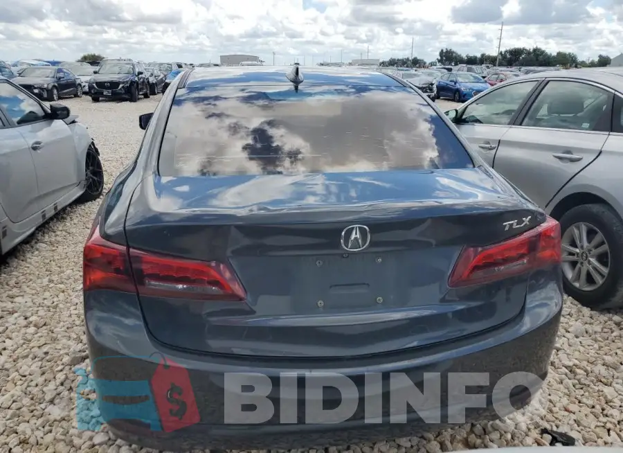 19UUB2F52FA025724 Photo# 6
