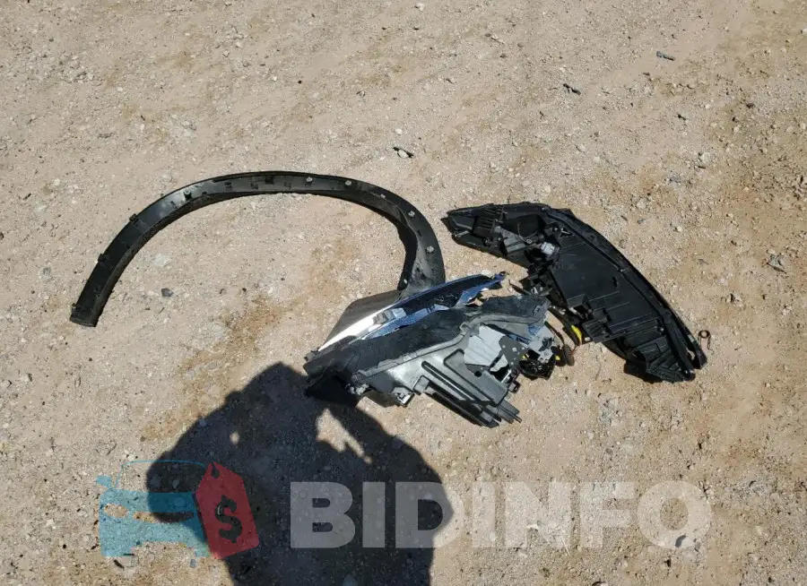 5N1BT3BA2NC722773 Photo# 13