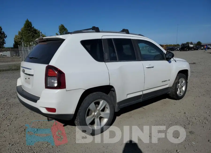 1C4NJCBA6HD124319 Photo# 3