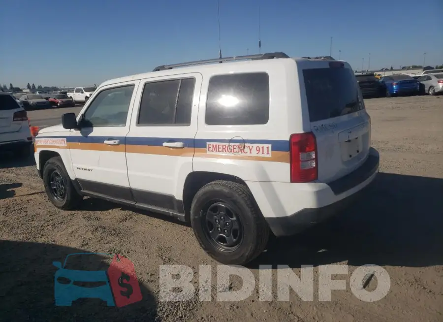 1C4NJPBA6GD546886 Photo# 2