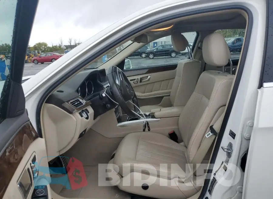 WDDHF8JB3FB166256 Photo# 7