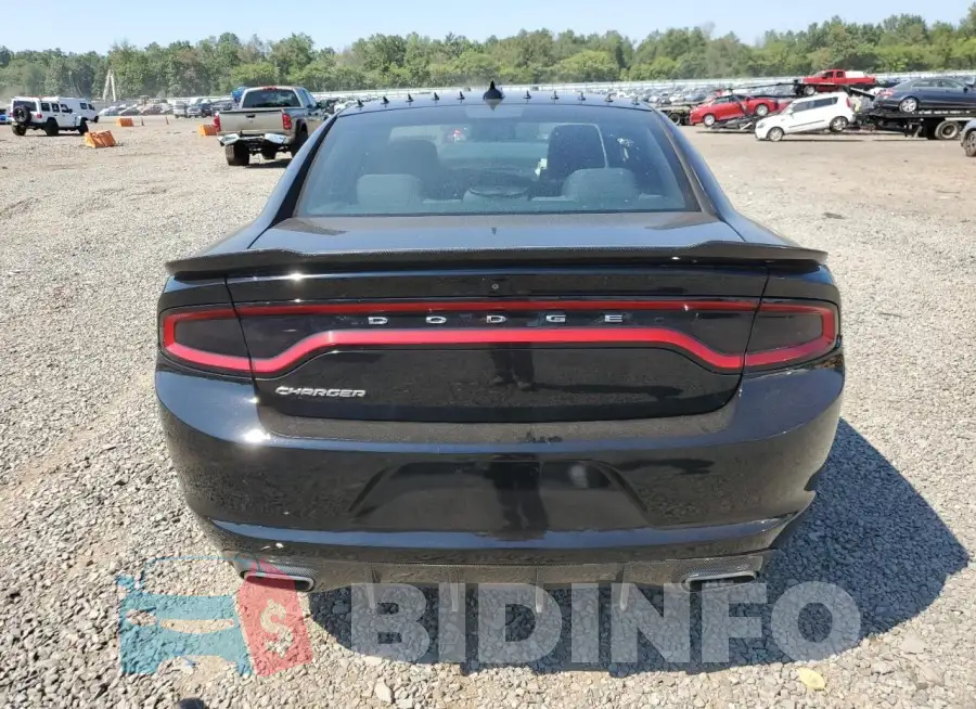 2C3CDXHG1GH222942 Photo# 6