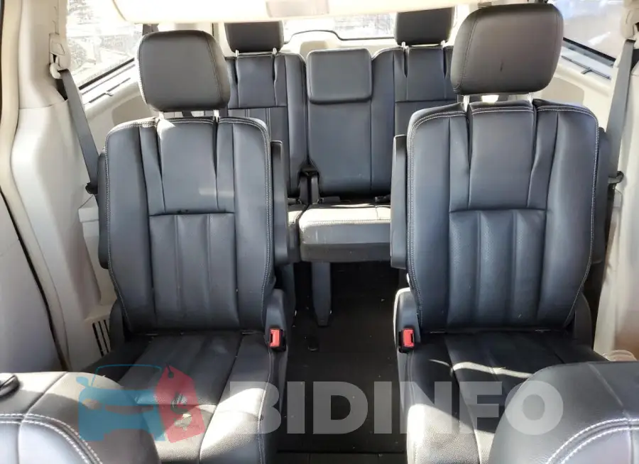 2C4RC1CGXGR215429 Photo# 11