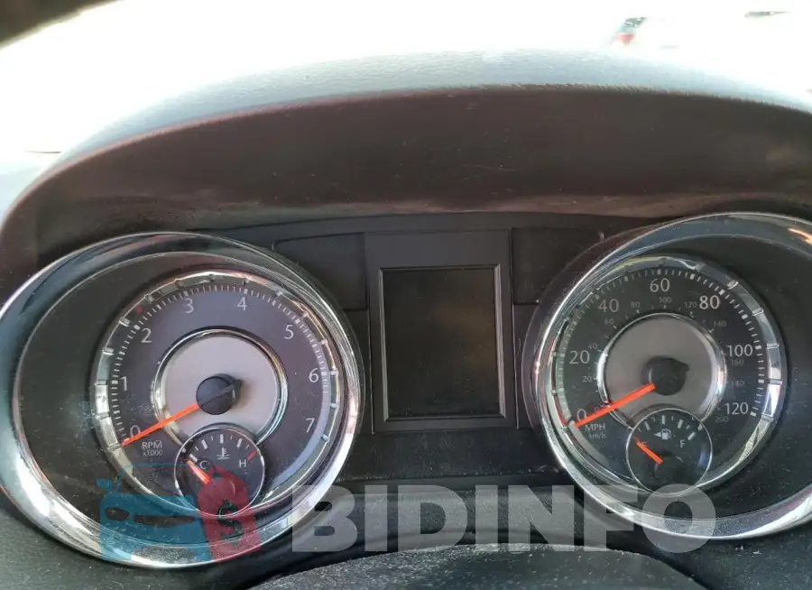 2C4RC1CGXGR215429 Photo# 9