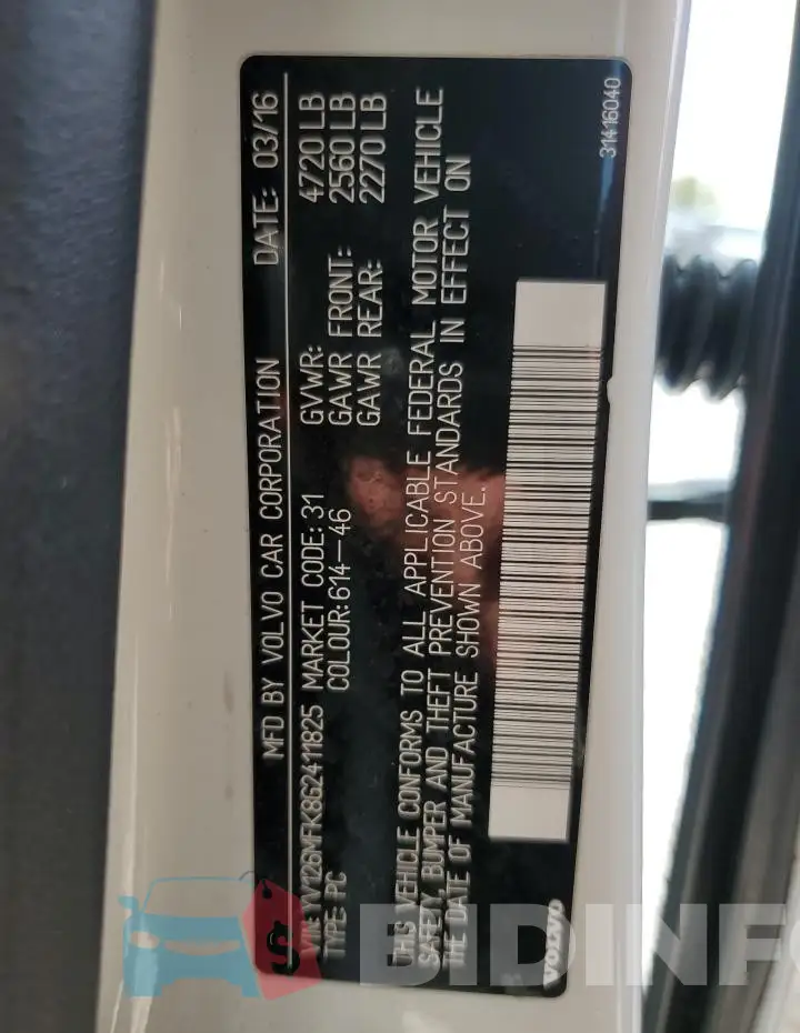 YV126MFK8G2411825 Photo# 13