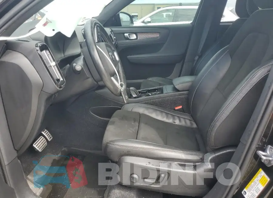 YV4162UM4M2504277 Photo# 7