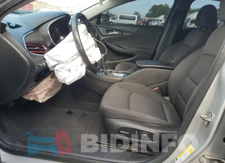 1G1ZD5ST3JF213628 Photo# 7