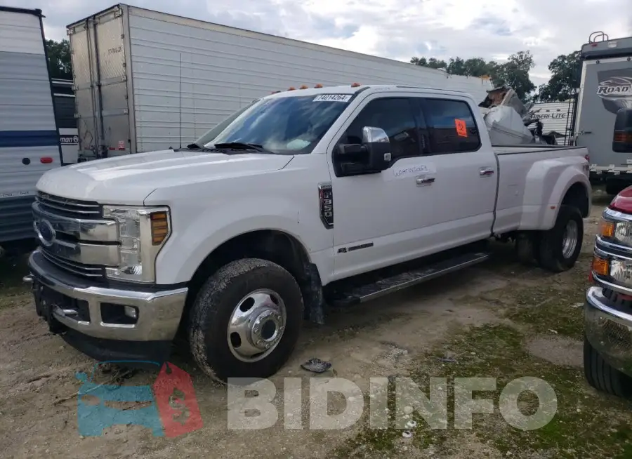 1FT8W3DT5JEB04043 Photo# 1