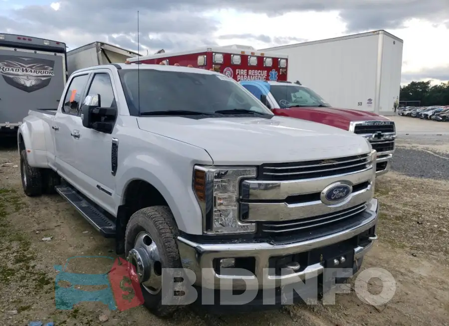 1FT8W3DT5JEB04043 Photo# 4